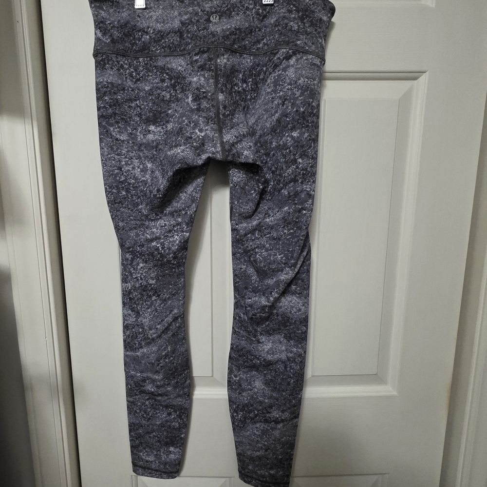 Lululemon Wunder Under Low Rise Tight Full On Luxtreme Size 10 - Picture 4 of 10